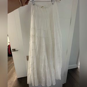 White Long Beach Skirt // barely worn NO DAMAGE